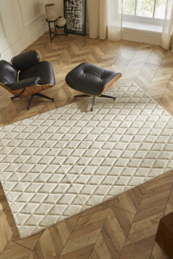 Alternative view of PRI103 DIAMONDS IVORY