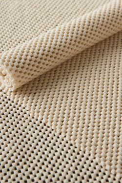 Alternative view of ANTI-SLIP UNDERLAY IVORY